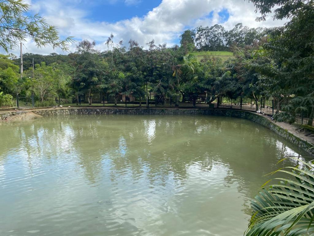 Chacara Maluco Beleza 2 Villa กราวาตา ภายนอก รูปภาพ